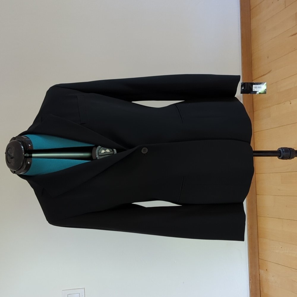 Jones New York black classic blazer, size 6